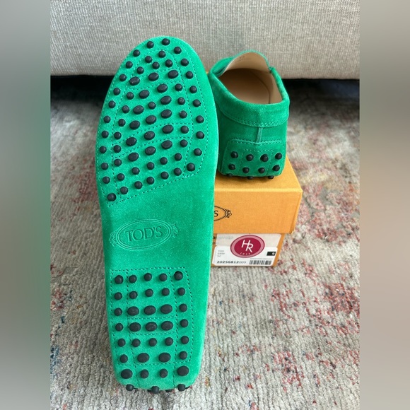 Tod’s Gommino Loafer - Picture 4 of 10